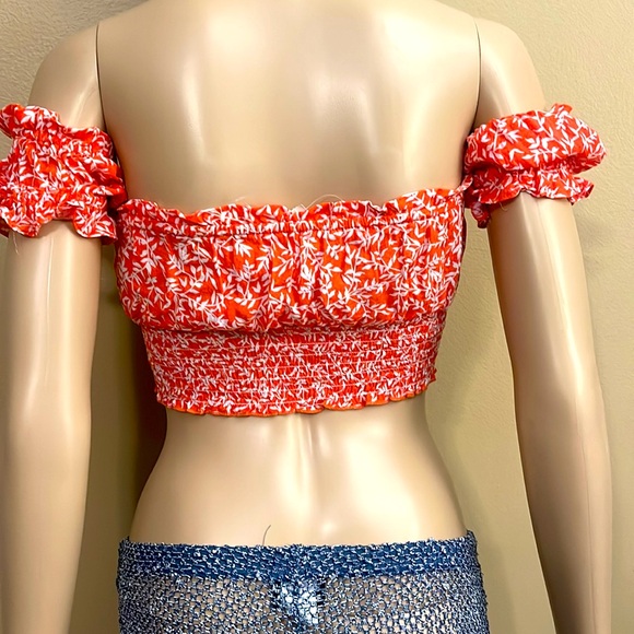 Ruby and Jenna crop top must have every girl needs 10😎🤔🥰 - Picture 4 of 4